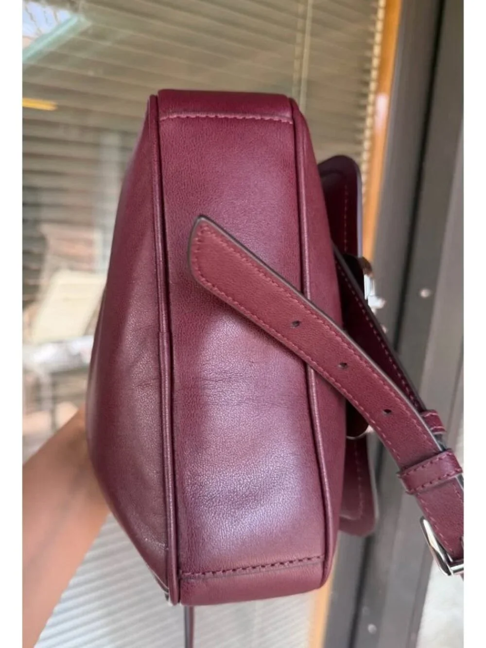 Michael kors medium chain swag camera crossbody in Merlot